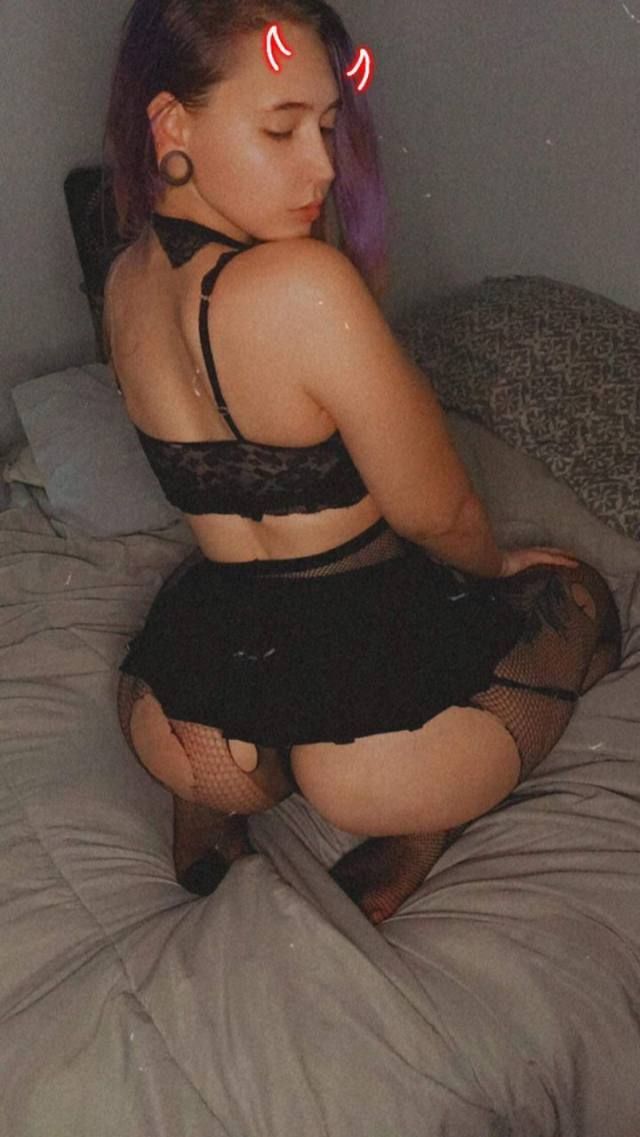 I ACCEPT PAYMENT IN PERSON  AND always satisfied my client 💦💦🍆YOUNG SEXY HOT GIRL TEXT ME: +1 4088771244 Telegram: @molly_r3 - Image 3